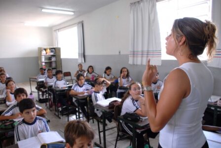 Conquista: Municípios terão até 15 de setembro para habilitação ao VAAR; ministério atende pedido da CNM