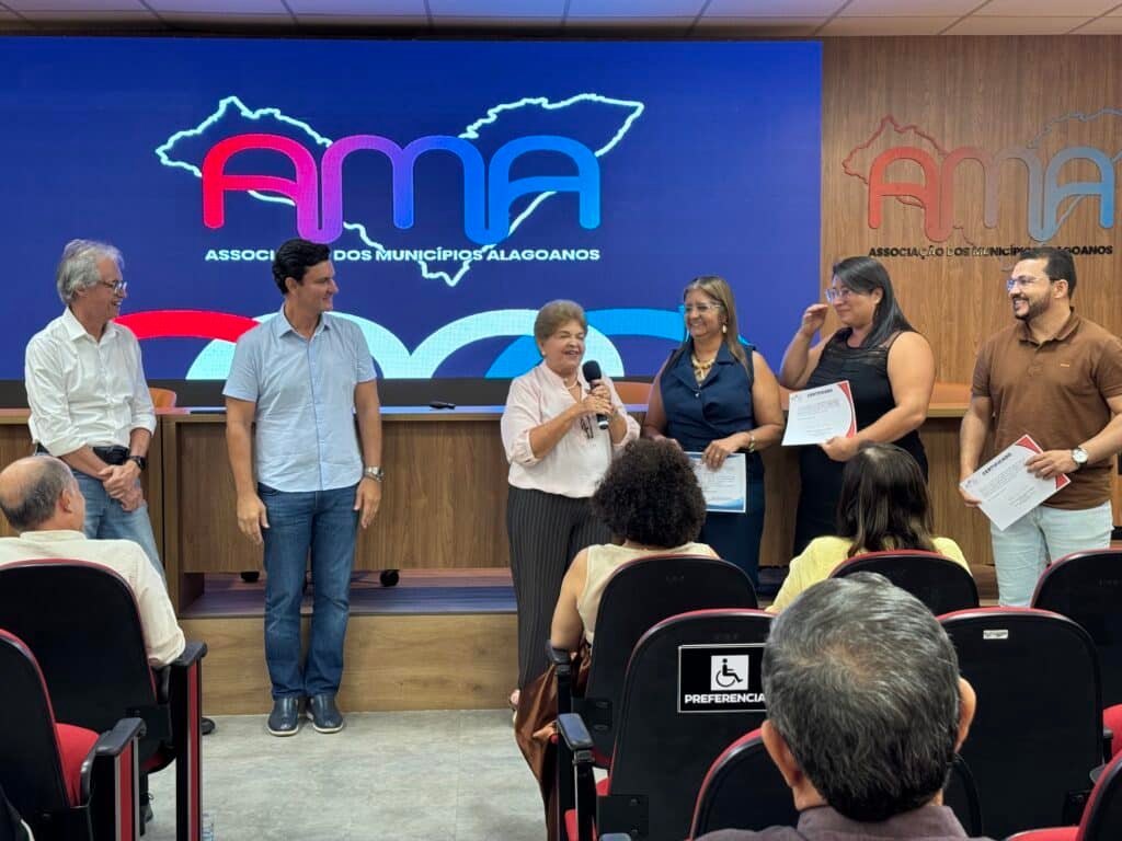 Entrega de certificados encerram atividades 2025 da Cátedra SHF/USP em parceria com AMA