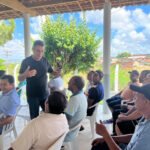 Prefeito de Branquinha se reúne com agricultores para alinhar fornecimento de alimentos da merenda escolar