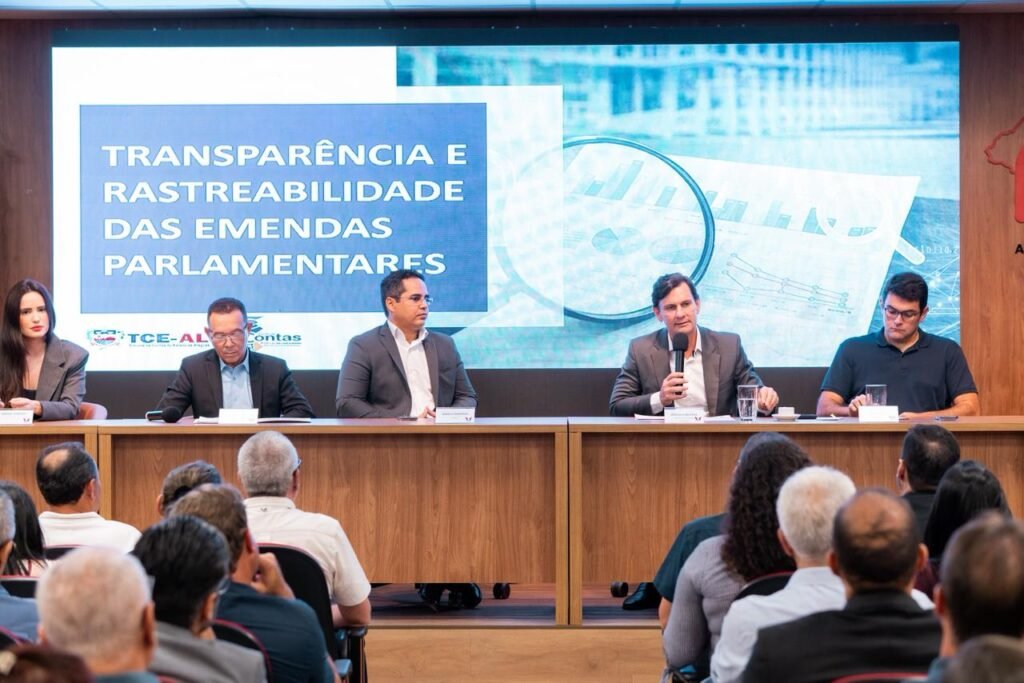 AMA orienta prefeitos sobre transparência de emendas parlamentares