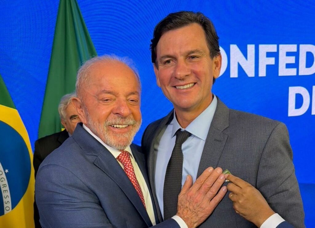 Presidente Marcelo Beltrão participa de encontro com Lula no Palácio do Planalto