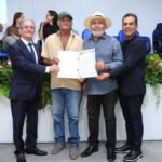 Famílias de São Sebastião são beneficiadas com títulos de propriedade de imóveis