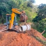 Prefeitura de Branquinha intensifica melhorias em estradas vicinais com instalação de manilhas no Assentamento Nova Esperança